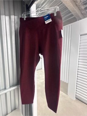 Old Navy Women's Maroon Stretch Leggings